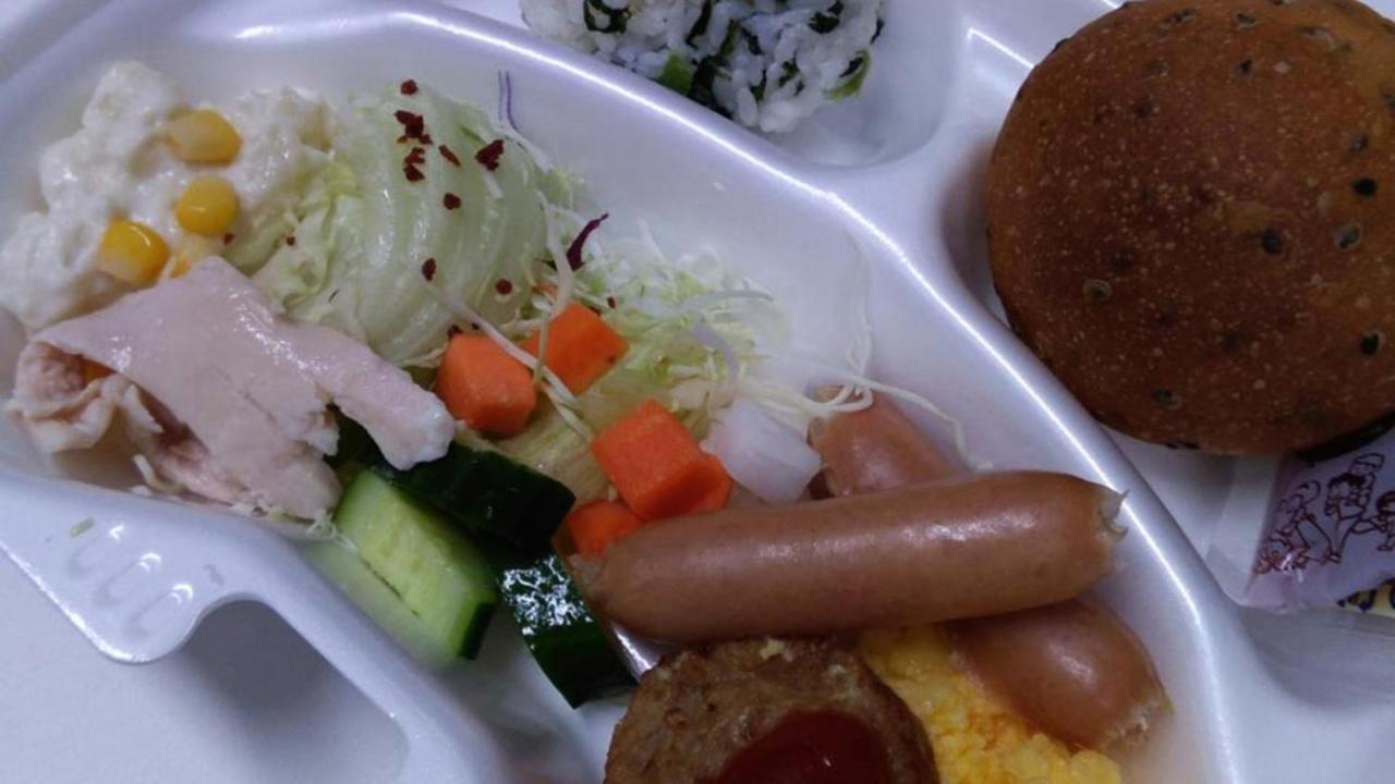 Toyoko Inn Hiroshima-Eki Stadium Mae מראה חיצוני תמונה